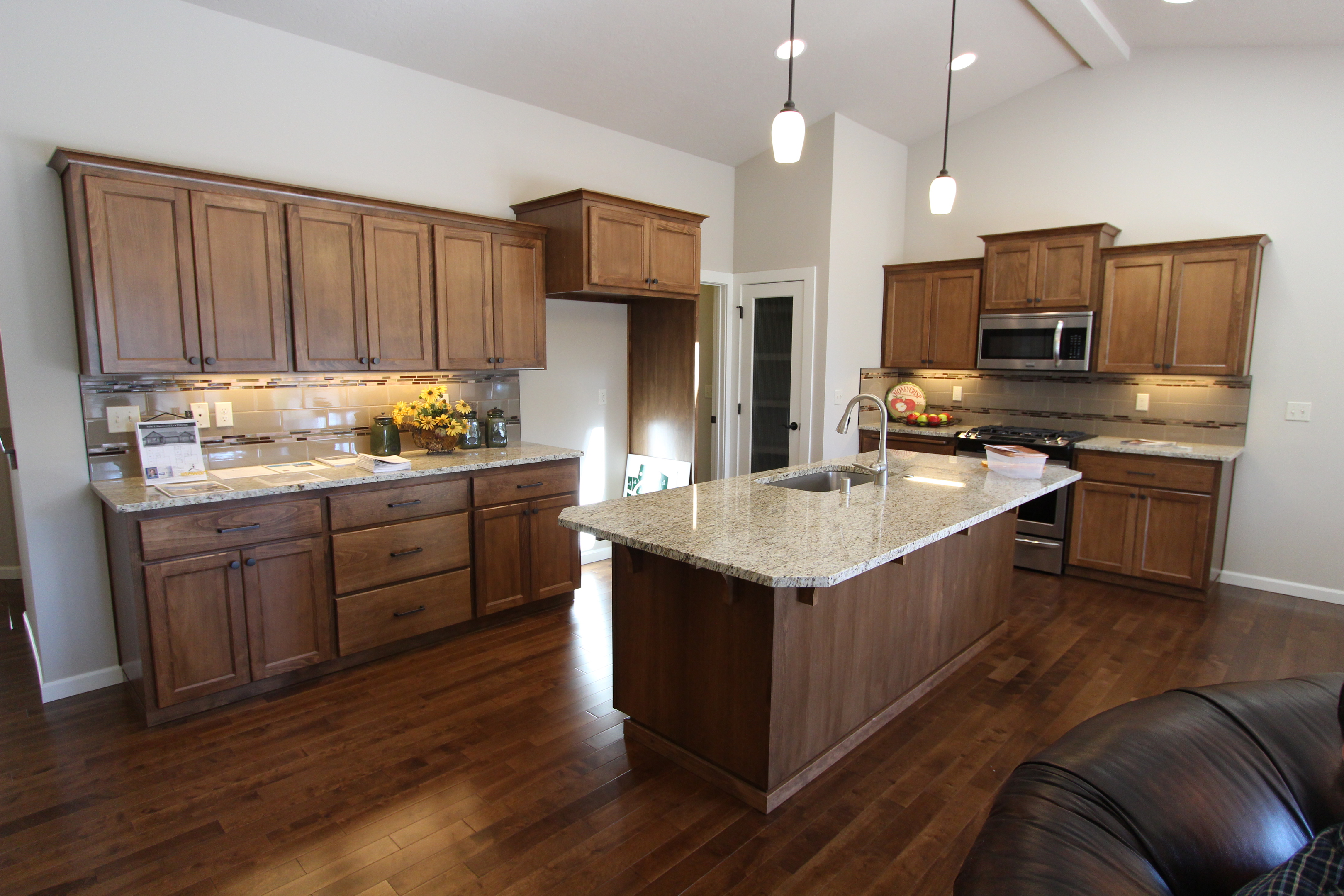 Affordable Custom Cabinets - Showroom