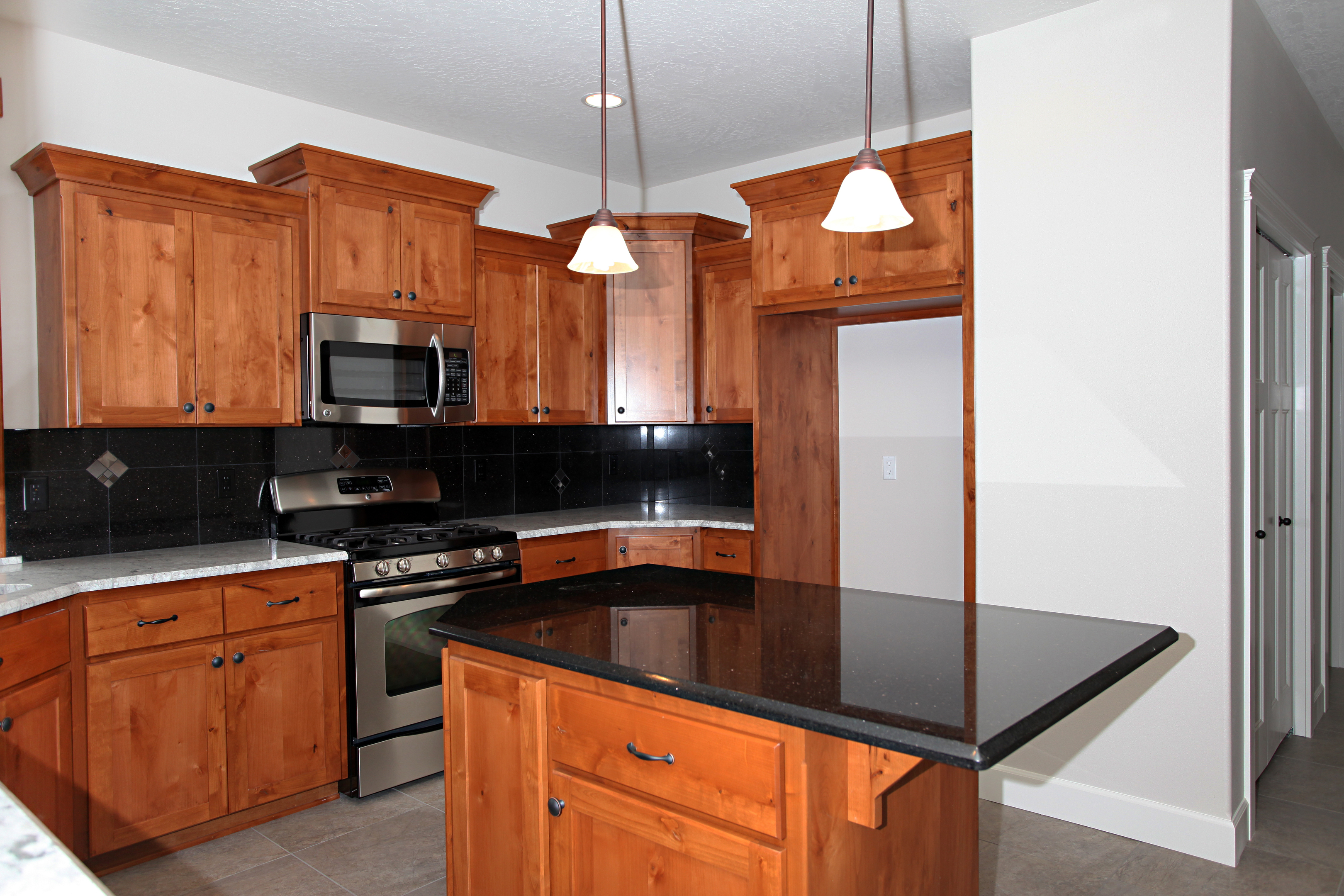 Affordable Custom Cabinets - Showroom