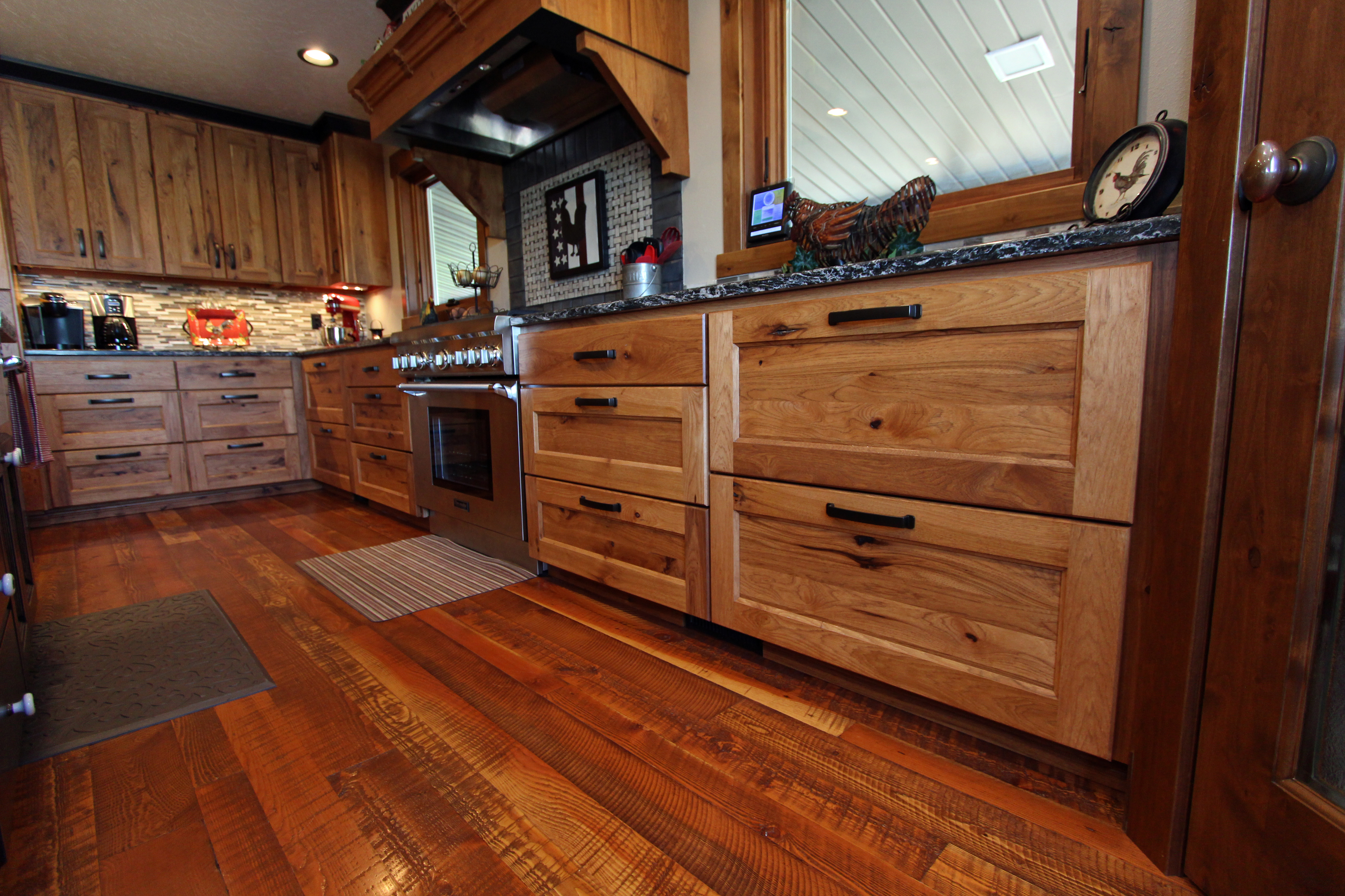 Affordable Custom Cabinets - Showroom